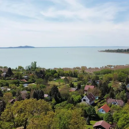 Pálkövei 65. Apartamento