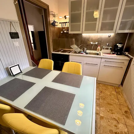 Apartamento Pálkövei 65.